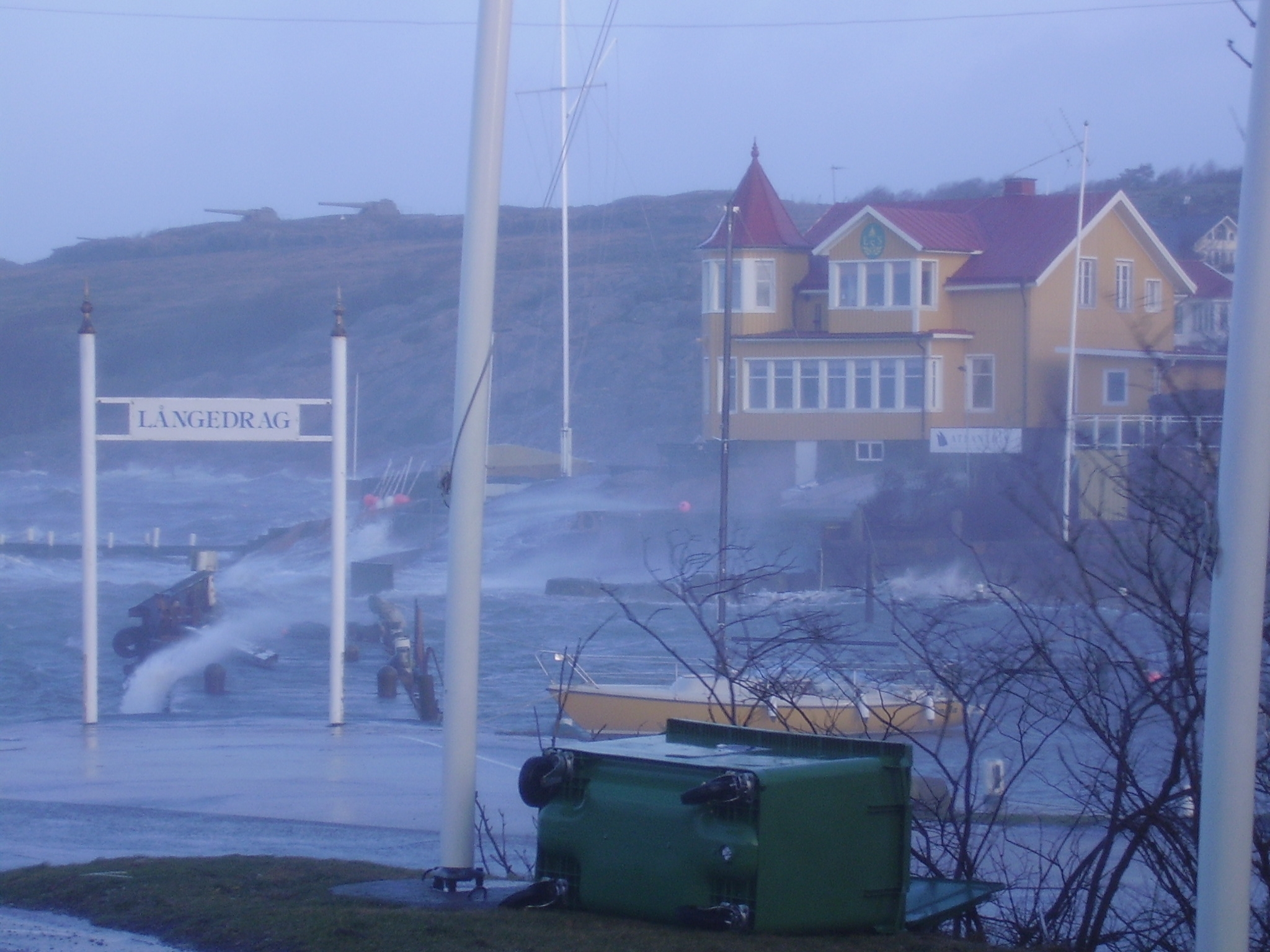 storm vid kusten i Långevad