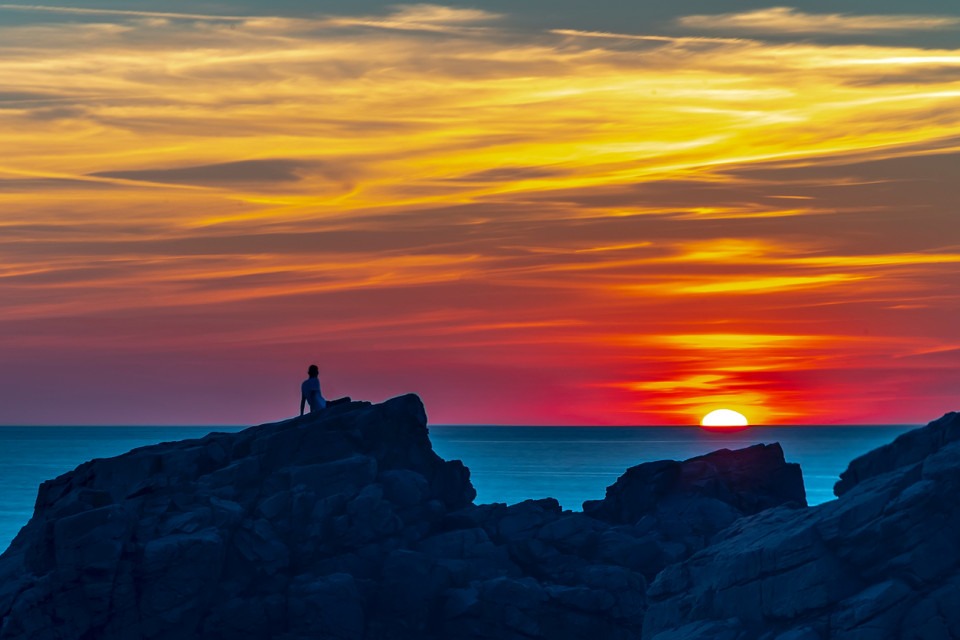 Vy över Hovs hallar i Kattegatt